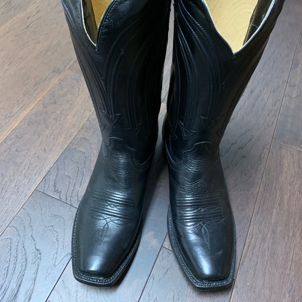 Ariat Saturday Night Boots size 11.